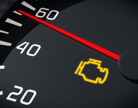Check Engine горить: що робити і чи варто панікувати?