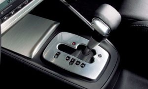 Як зрозуміти, що коробка передач несправна: головні сигнали вашого авто