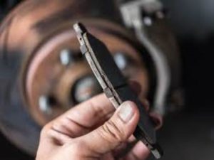 Коли міняти гальмівні колодки: ознаки, які не можна ігнорувати