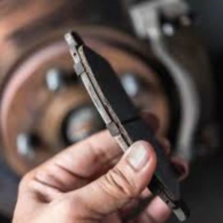Коли міняти гальмівні колодки: ознаки, які не можна ігнорувати