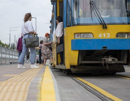 35 трамвай Київ