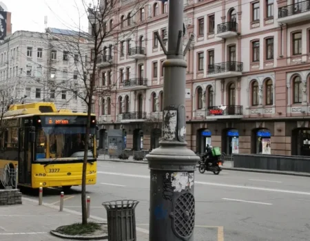 8 тролейбус Київ