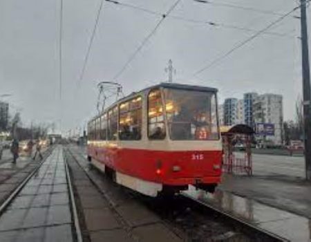 23 трамвай Київ
