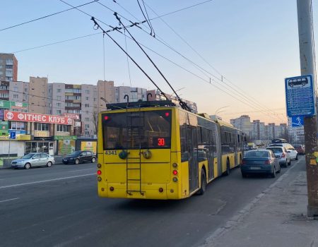 30 тролейбус Київ