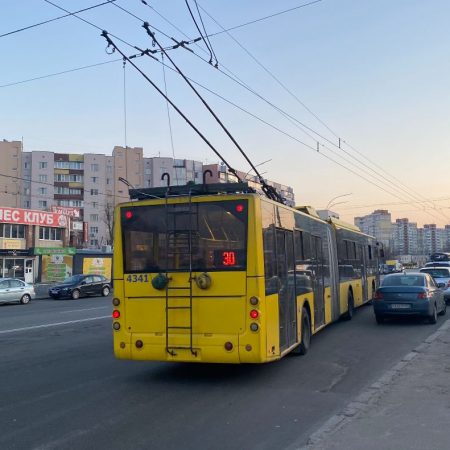 30 тролейбус Київ