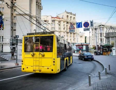 18 тролейбус Київ