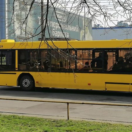 98 автобус Київ