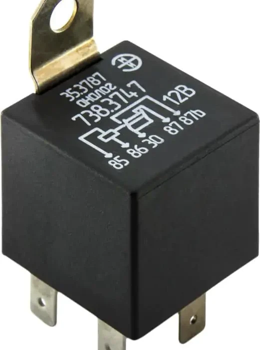 Втягивающее реле стартера: маленькая деталь, без которой машина просто не заведётся