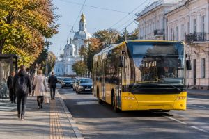Ілюстрація до матеріалу «Громадський транспорт Сум: як планувати маршрути містом без зайвих втрат часу»