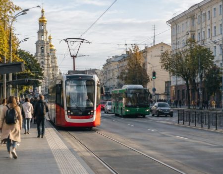Ілюстрація до матеріалу «Транспорт Харкова: як поєднувати метро, трамвай, тролейбус і автобус»