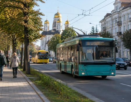 Ілюстрація до матеріалу «Транспорт Чернігова: як планувати поїздки автобусами й тролейбусами»