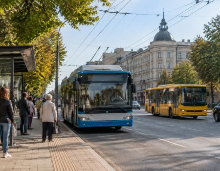 Ілюстрація до матеріалу «Транспорт Кропивницького: як планувати поїздки автобусами й тролейбусами»